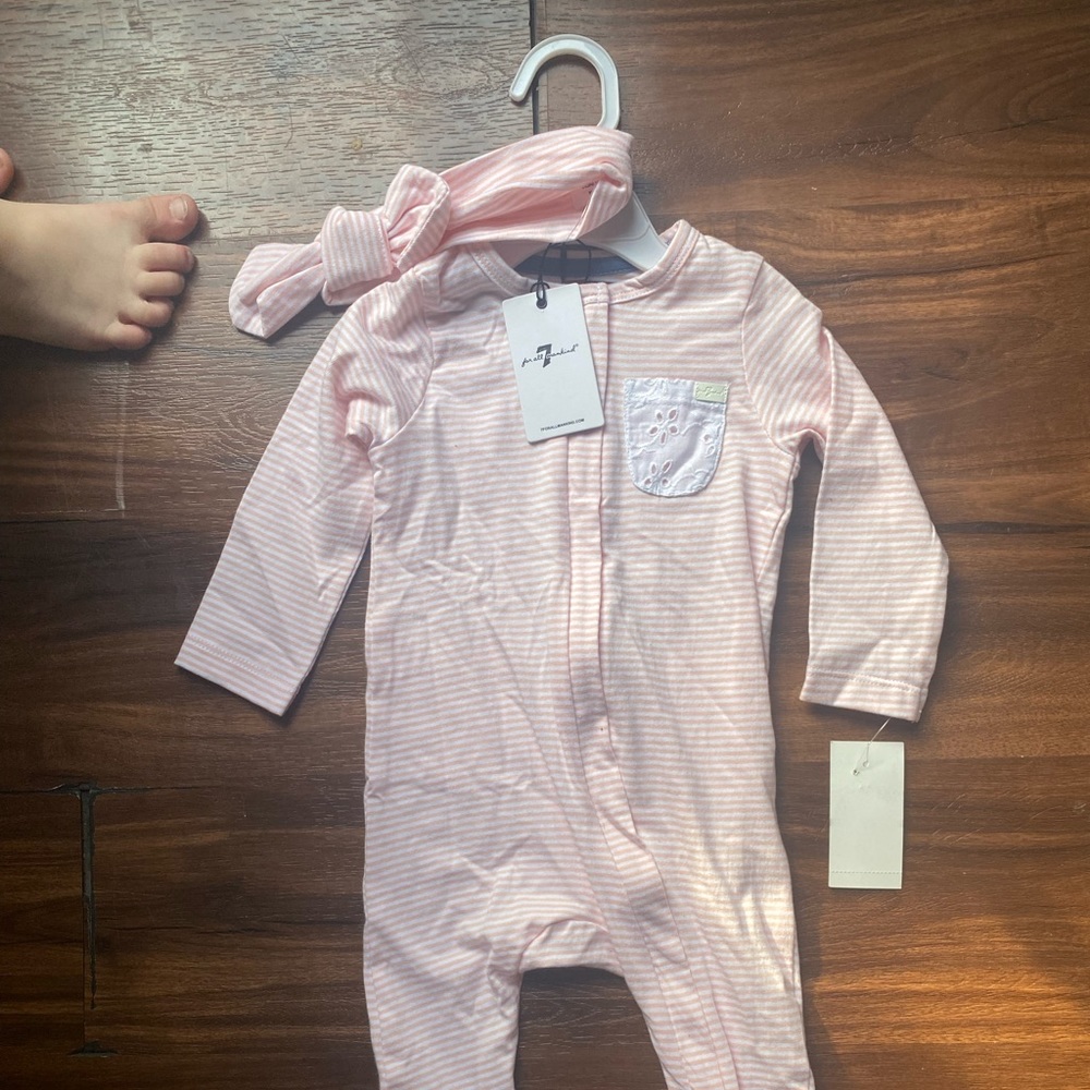 Long sleeve onesie